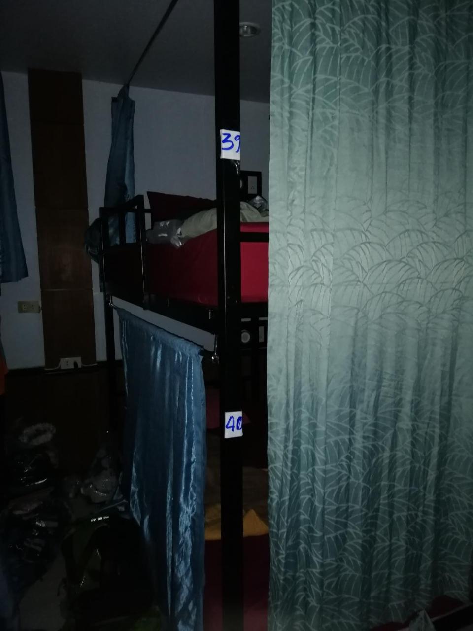 Neverland Dorm Phi Phi-eilanden Buitenkant foto
